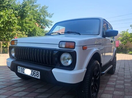 LADA (VAZ) Niva