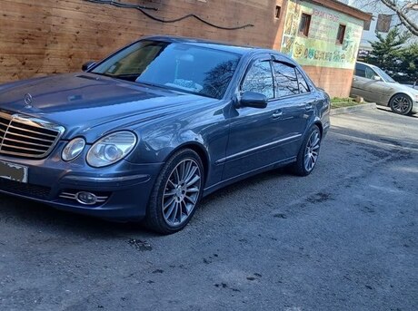 Mercedes E 320