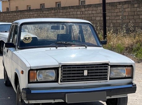 LADA (VAZ) 2107
