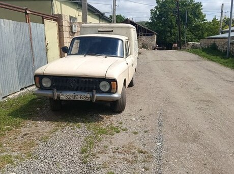 Moskvich 2335