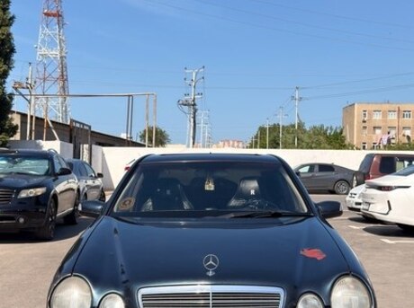 Mercedes E 270
