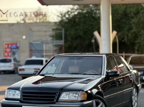 Mercedes C 230