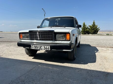 LADA (VAZ) 2107