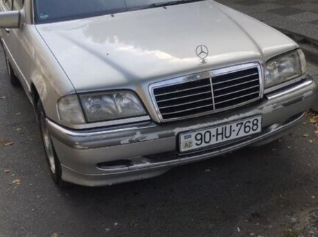 Mercedes C 230