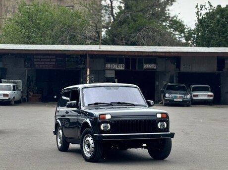 LADA (VAZ) Niva