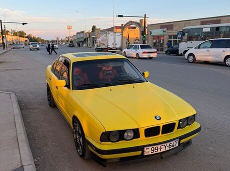 BMW 525