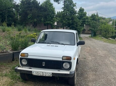 LADA (VAZ) Niva