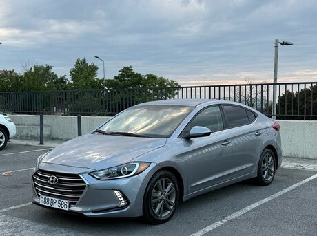 Hyundai Elantra