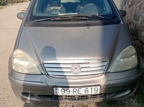 Mercedes A 160