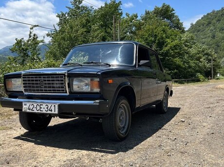 LADA (VAZ) 2107