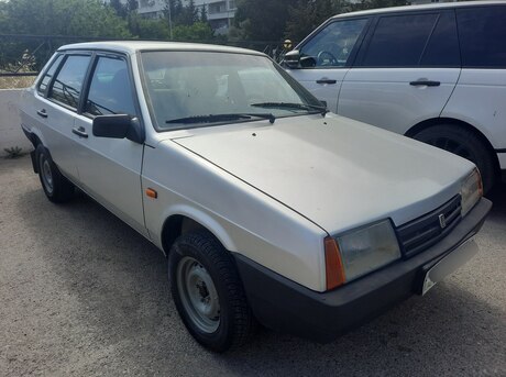 LADA (VAZ) 21099