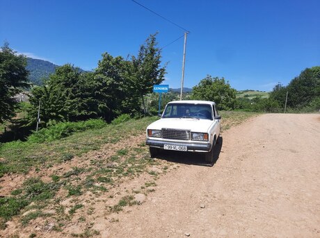 LADA (VAZ) 2107
