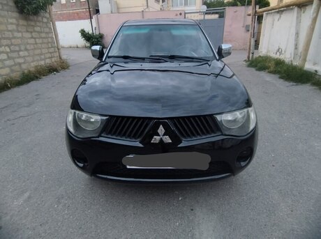 Mitsubishi L200