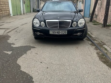 Mercedes E 320