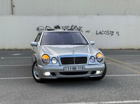 Mercedes E 280