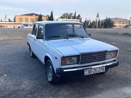 LADA (VAZ) 2107