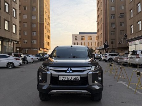 Mitsubishi L200