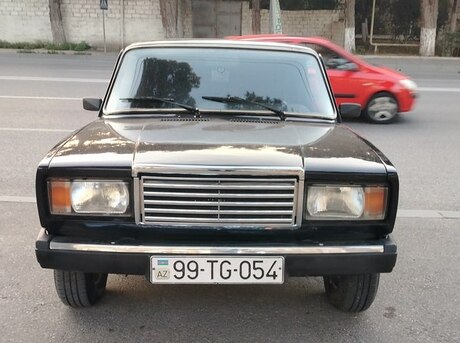 LADA (VAZ) 2107