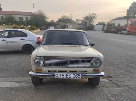 LADA (VAZ) 21011