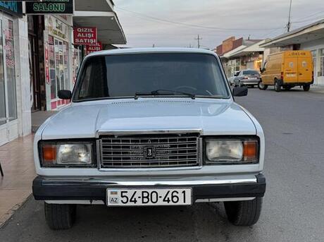 LADA (VAZ) 2107