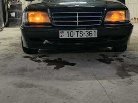Mercedes C 200