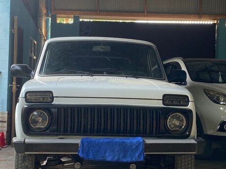 LADA (VAZ) Niva