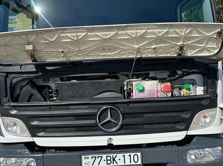 Mercedes Atego 818