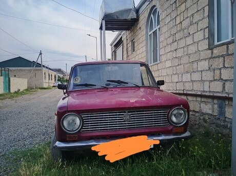 LADA (VAZ) 21011