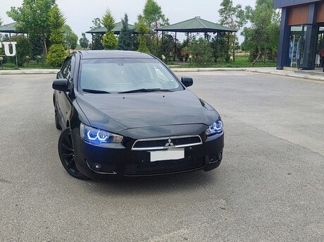 Mitsubishi Lancer