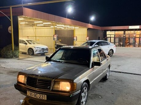 Mercedes 190
