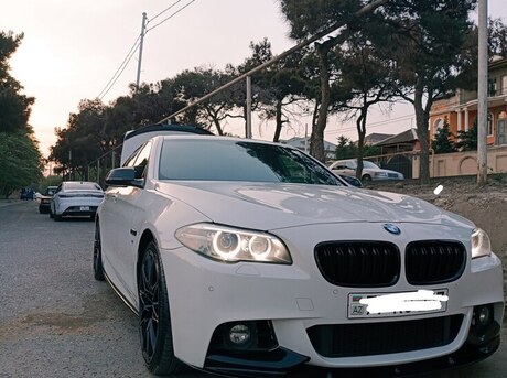 BMW 528