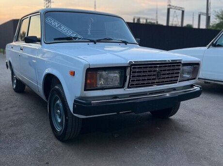 LADA (VAZ) 2107