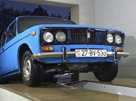 LADA (VAZ) 2103