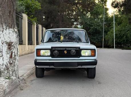 LADA (VAZ) 2107