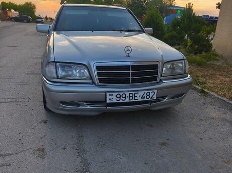 Mercedes C 220