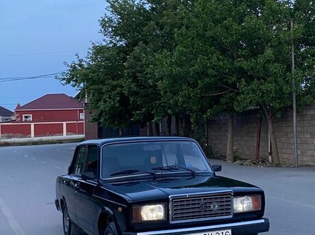 LADA (VAZ) 2107