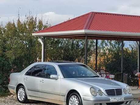 Mercedes E 240