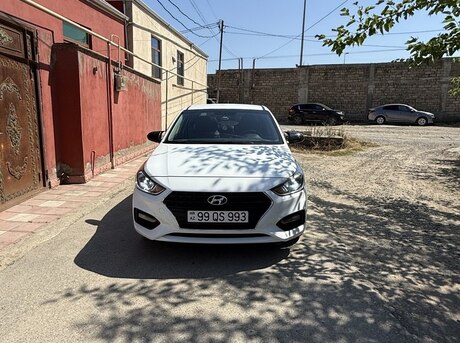 Hyundai Accent