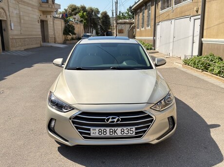 Hyundai Elantra