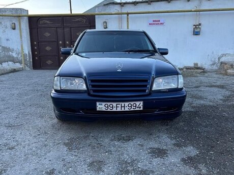 Mercedes C 180