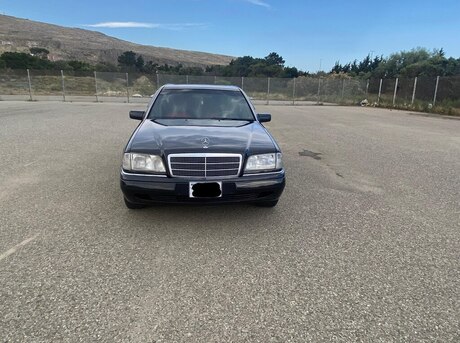 Mercedes C 220