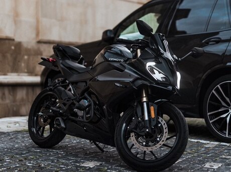 CFMOTO 250 SR