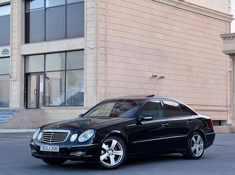 Mercedes E 220