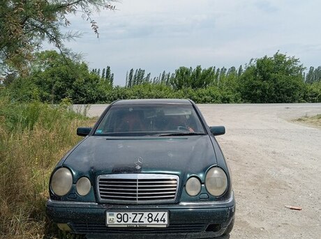 Mercedes E 280