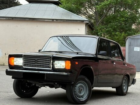 LADA (VAZ) 2107