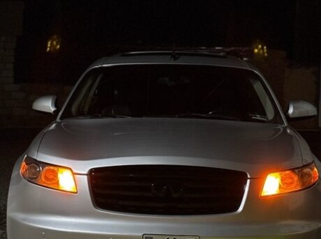 Infiniti FX35