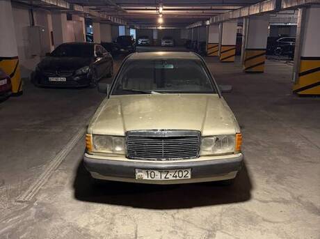 Mercedes 190