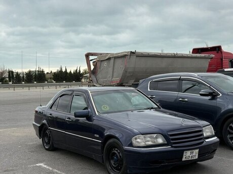 Mercedes C 220