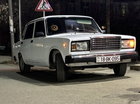 LADA (VAZ) 2107