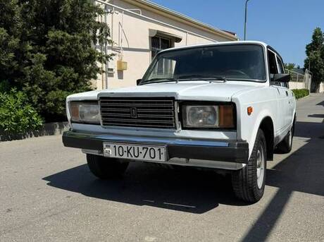 LADA (VAZ) 2107